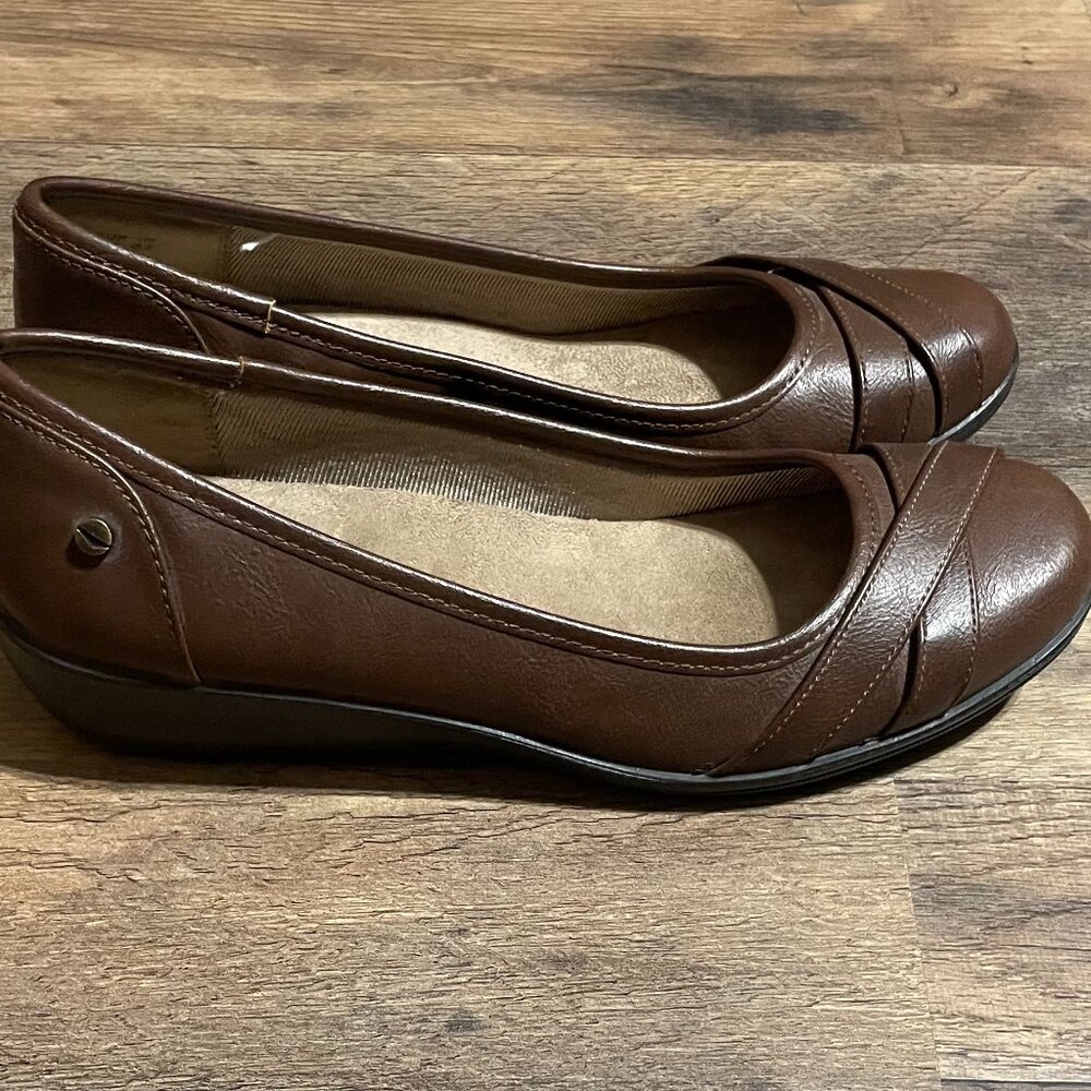 LIFE STRIDE Women’s Size 8.5 Brown Comfort Heels - Picture 4 of 7